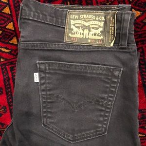 Levi’s Skateboarding 511- size 33x32 Caviar Bull
